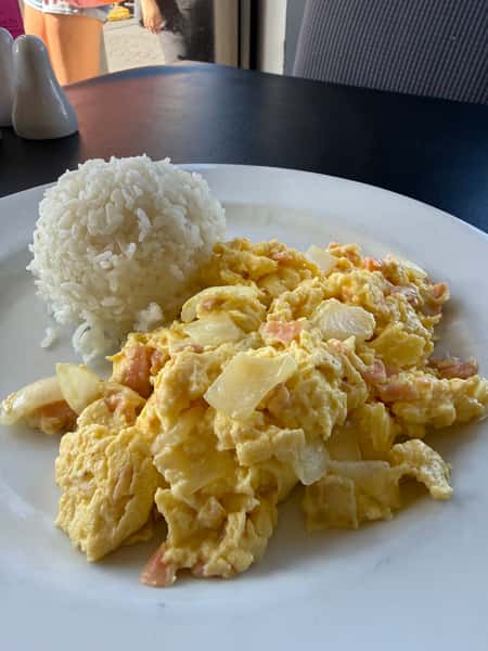 Smoked Salmon Scramble