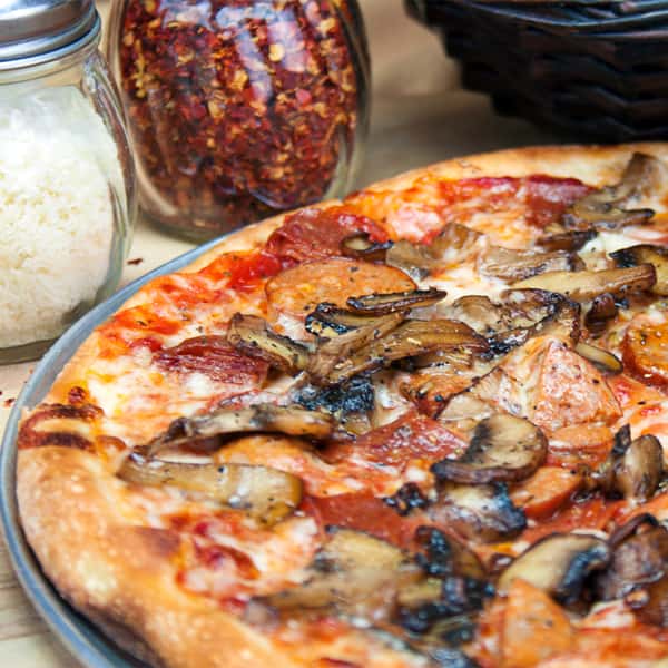 The Milano Pizza (16") Pizzas & Calzones Spaghetti Eddie's Cucina