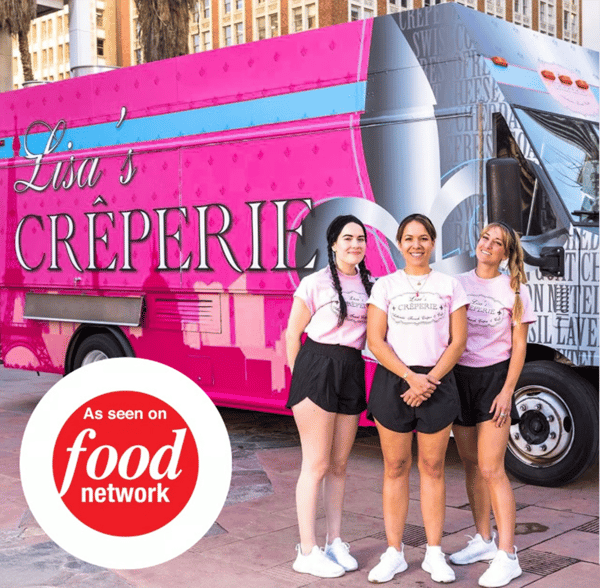 Chef preparing fresh French crêpes during a food truck catering event in Atlanta, serving corporate events, weddings, and private celebrations across Metro Atlanta.