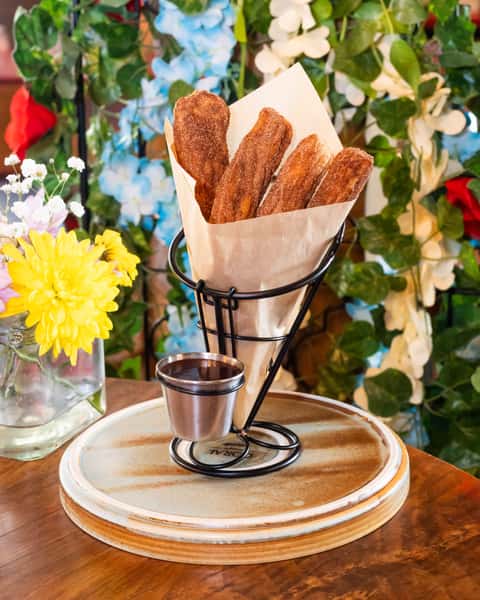 CHURROS