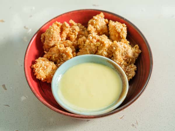 SESAME CHICKEN BITES