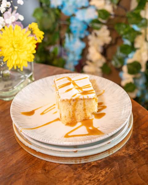 TRES LECHES