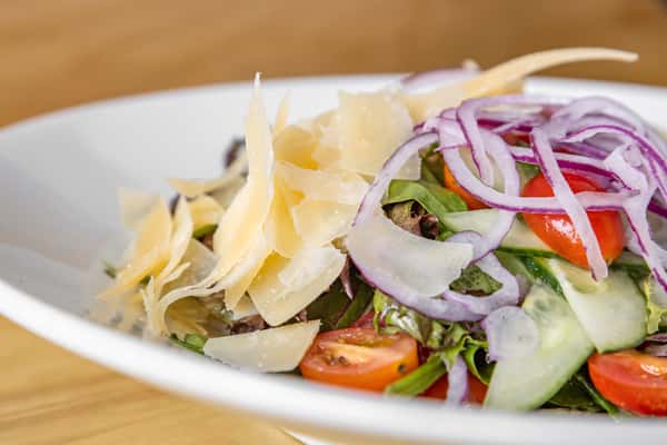Full Tray Field Greens Salad