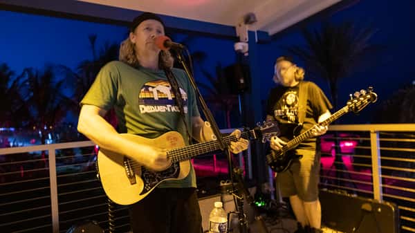 Lucky Fish Dania Beach Live Music