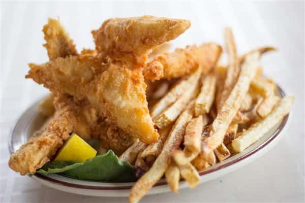 fried fish with fries