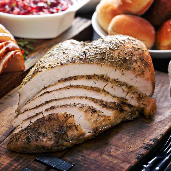 Sliced Smoked Turkey Breast (5lbs) Take 'n Bake Bundle