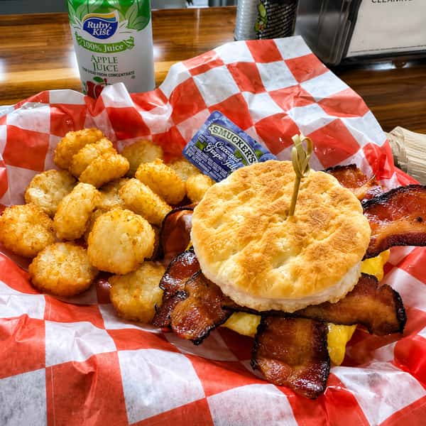 Breakfast sandwich