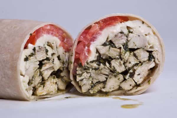 wrap with tomatoes, mozzarella cheese, grilled chicken and vinaigrette