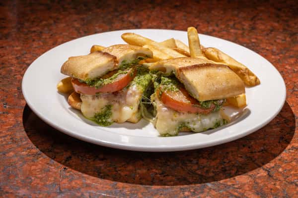 Grilled Chicken Pesto