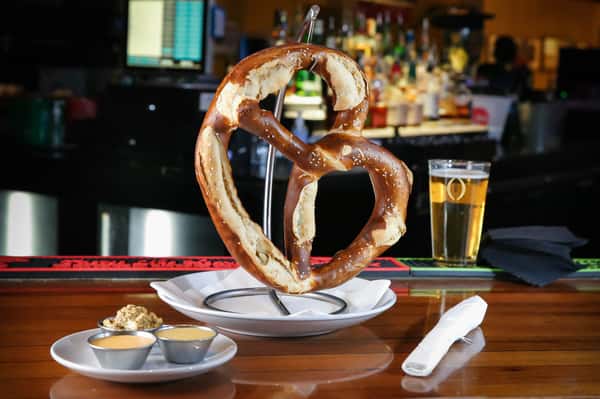 Gallery Sporting Life Bar Sports Bar in NV