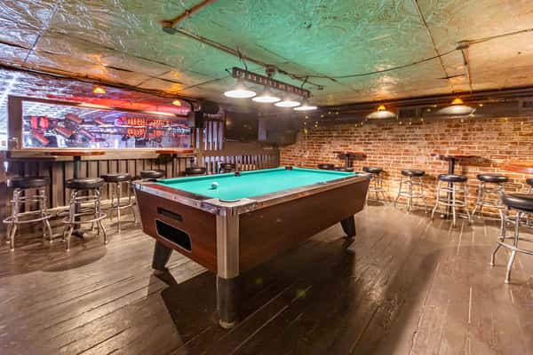 pool table