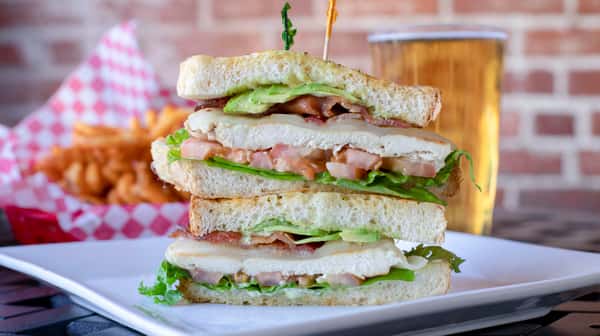 Pesto chicken club