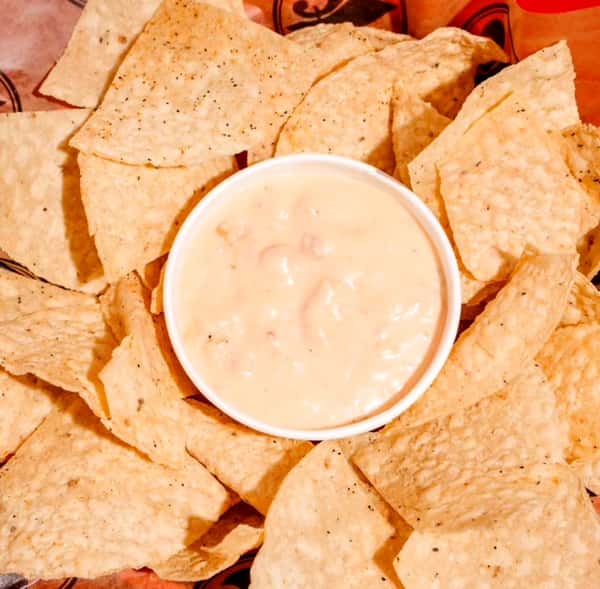 Queso & Chips