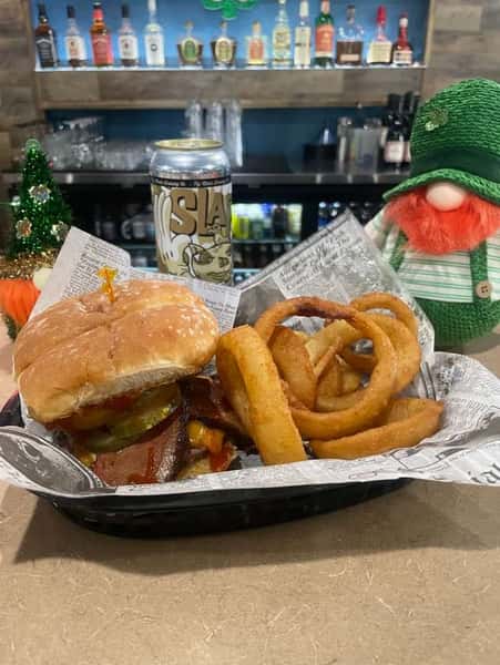 burger & onion rings