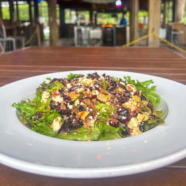 Wahoo's Signature Salad