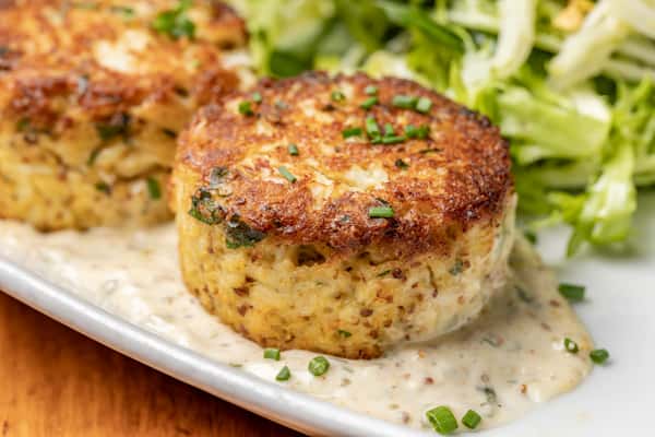 Fresh Jumbo Lump Blue Crab Cakes