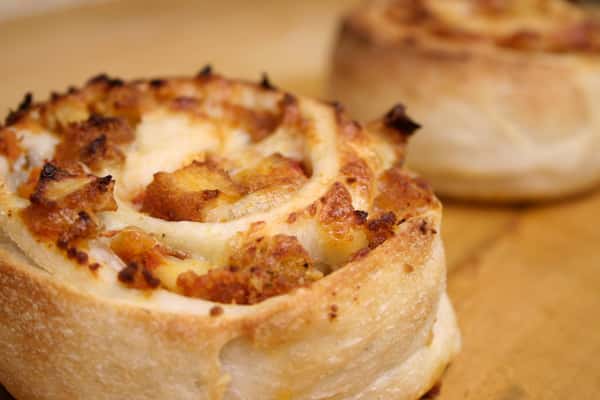 Pinwheel stuffed with chicken cutlet and cheese
