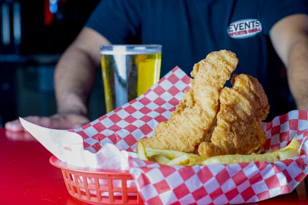 BREADED CHICKEN TENDERS Main Events Sports Grill Sports Bar in