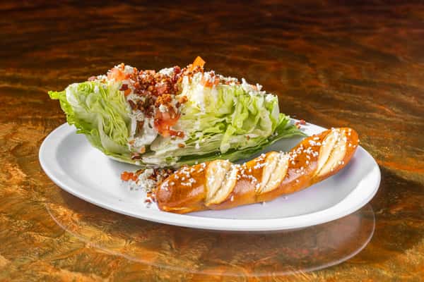 LINEBACKER WEDGE SALAD
