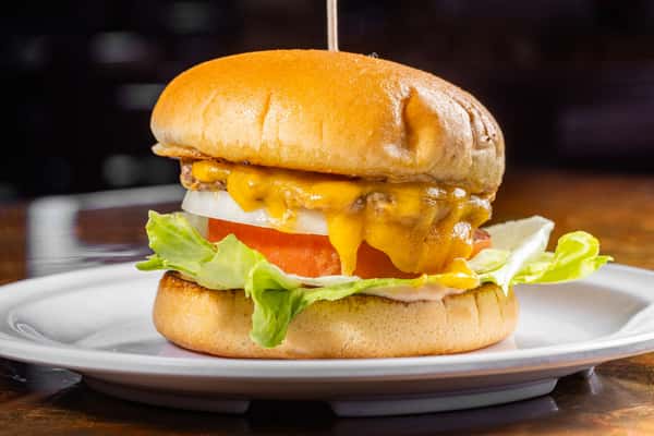 HOMERUN WAGYU CHEESEBURGER
