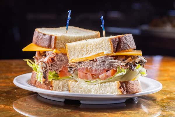 BEEFY BULLPEN SANDWICH