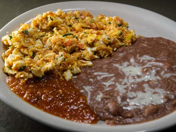 Huevos a la Mexicana