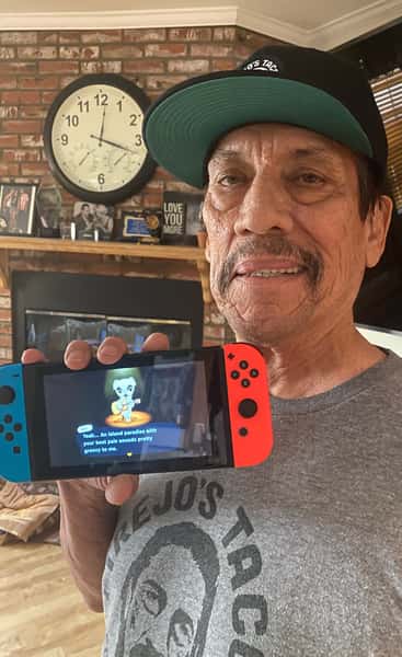 Danny Trejo making a margarita