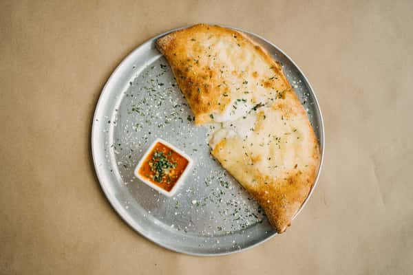 CALZONE