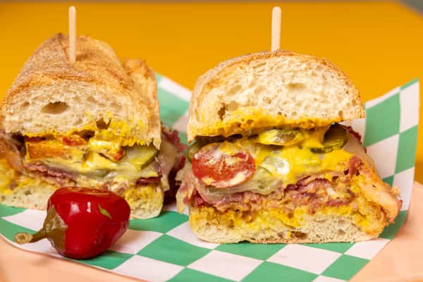 #1 O Mami Pastrami