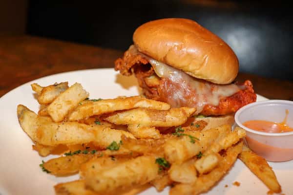 chicken sandwich & fries