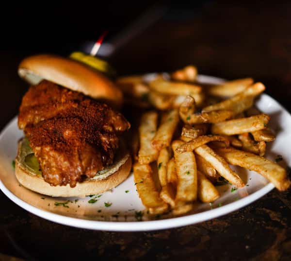 chicken sandwich & fries