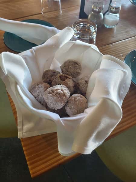APPLE PIE FRITTERS