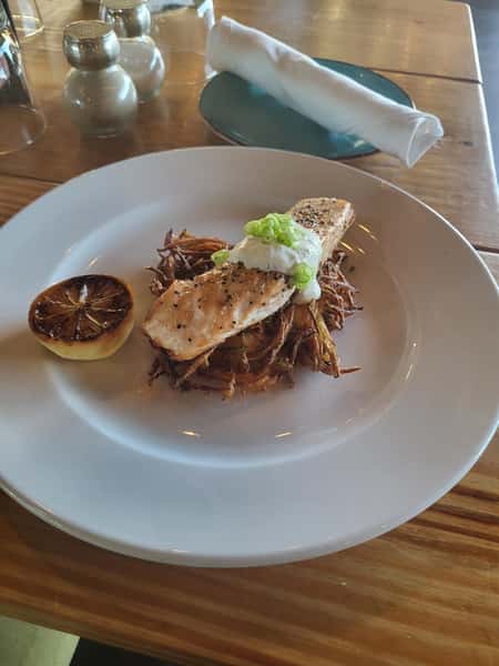 LUNCH SALMON