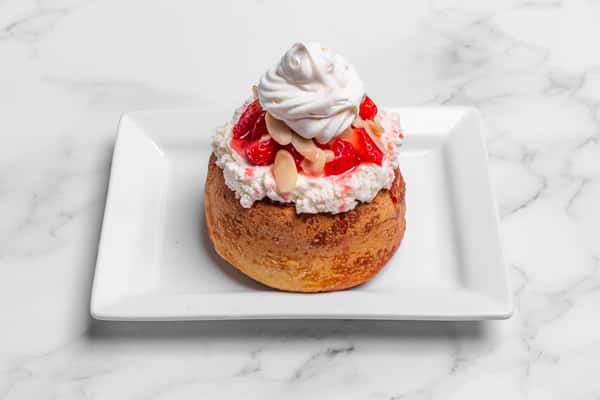 Strawberry Amaretto
