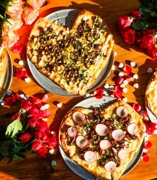 heart pizza