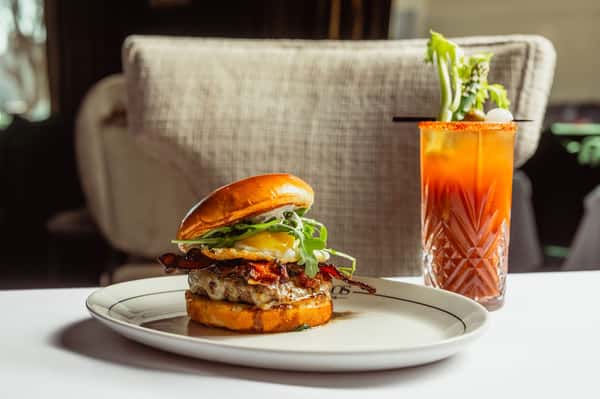 Royal Brunch Burger
