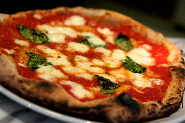 House Favorite Margherita Pizza