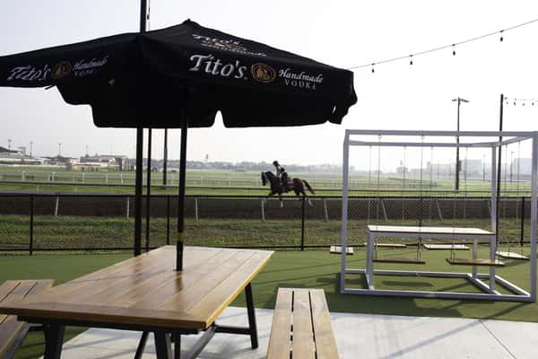 horse race event