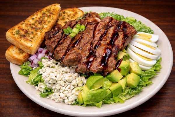 Balsamic Grilled Steak Salad