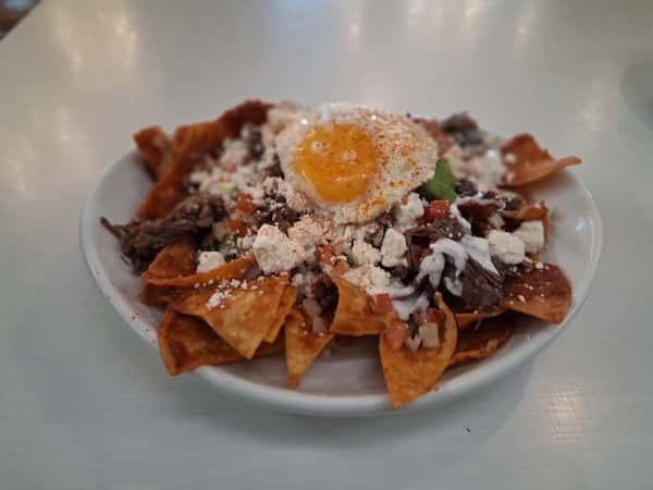 Eggs with nachos