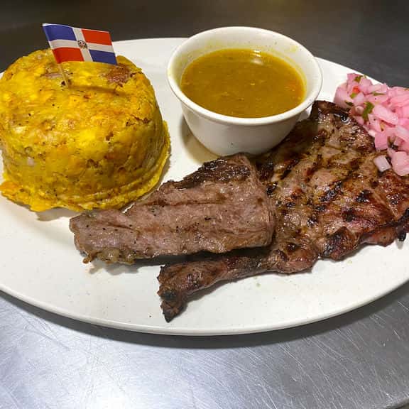 Mofongo-Carne Asada