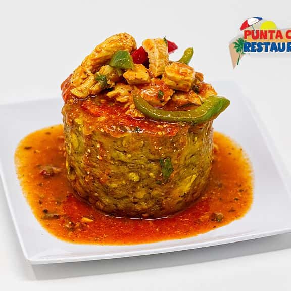 Mofongo Rell-Pollo Salsa