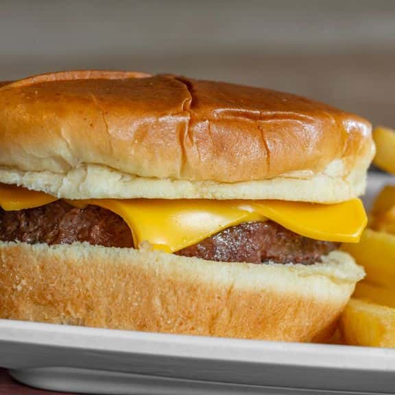 Cheeseburger Con Papitas