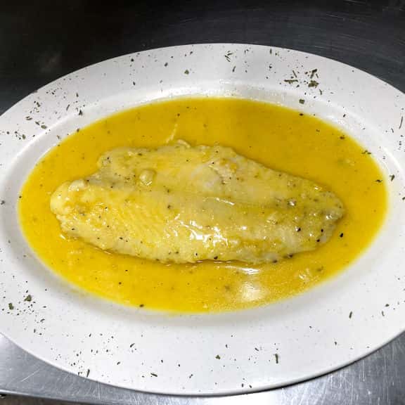 File Pescado al Ajillo