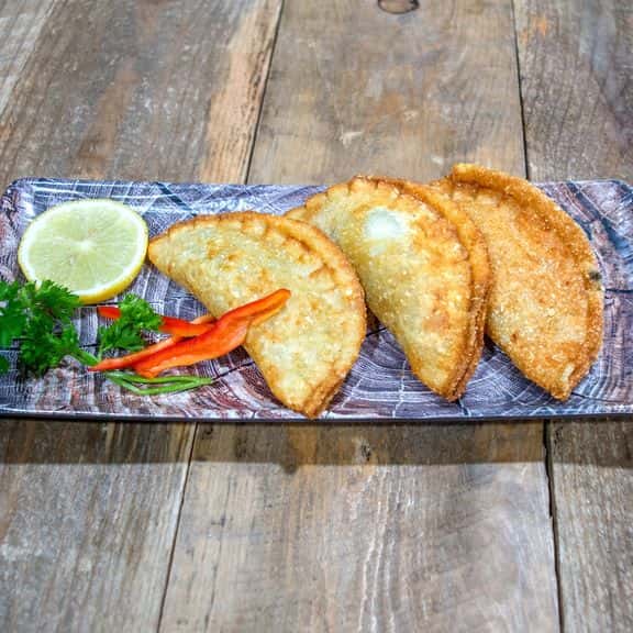 Empanada de Yuca Pollo
