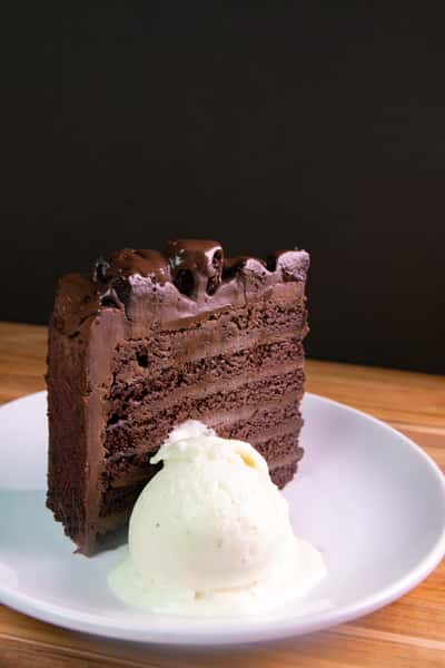 chocolate cake a la mode