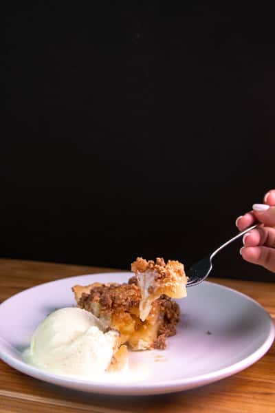 peach pie a la mode
