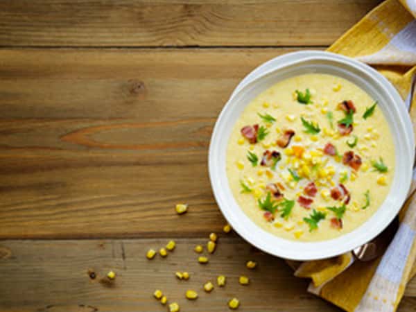 SMOKY CORN CHOWDER