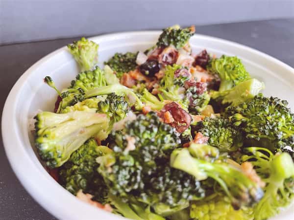 BROCCOLI BACON SALAD