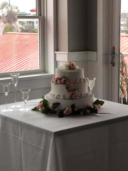 cake table